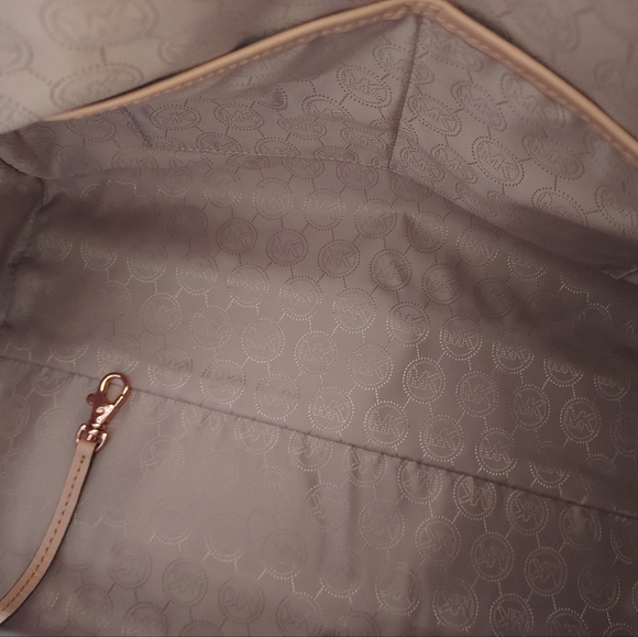 Michael Kors Rose Gold Metallic Grayson Boston Speedy Bag - Picture 9 of 13